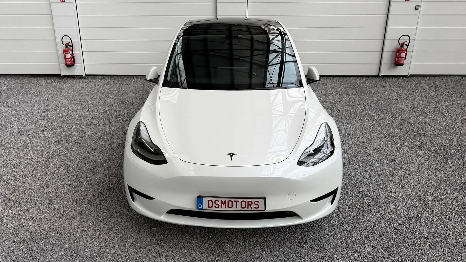 Tesla Model Y RWD | Matzwarte wieldeksels | *GERESERVEERD* Wit - 2