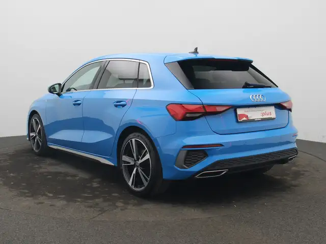 Audi A3 view 5
