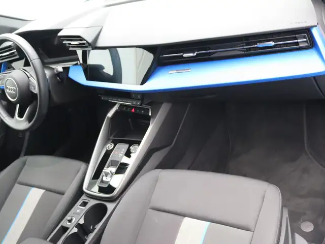 Audi A3 view 9