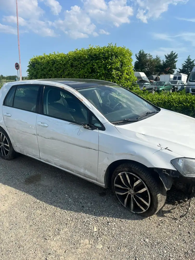 Volkswagen Golf 1.4 tsi dsg 140cv sinistrata - 1
