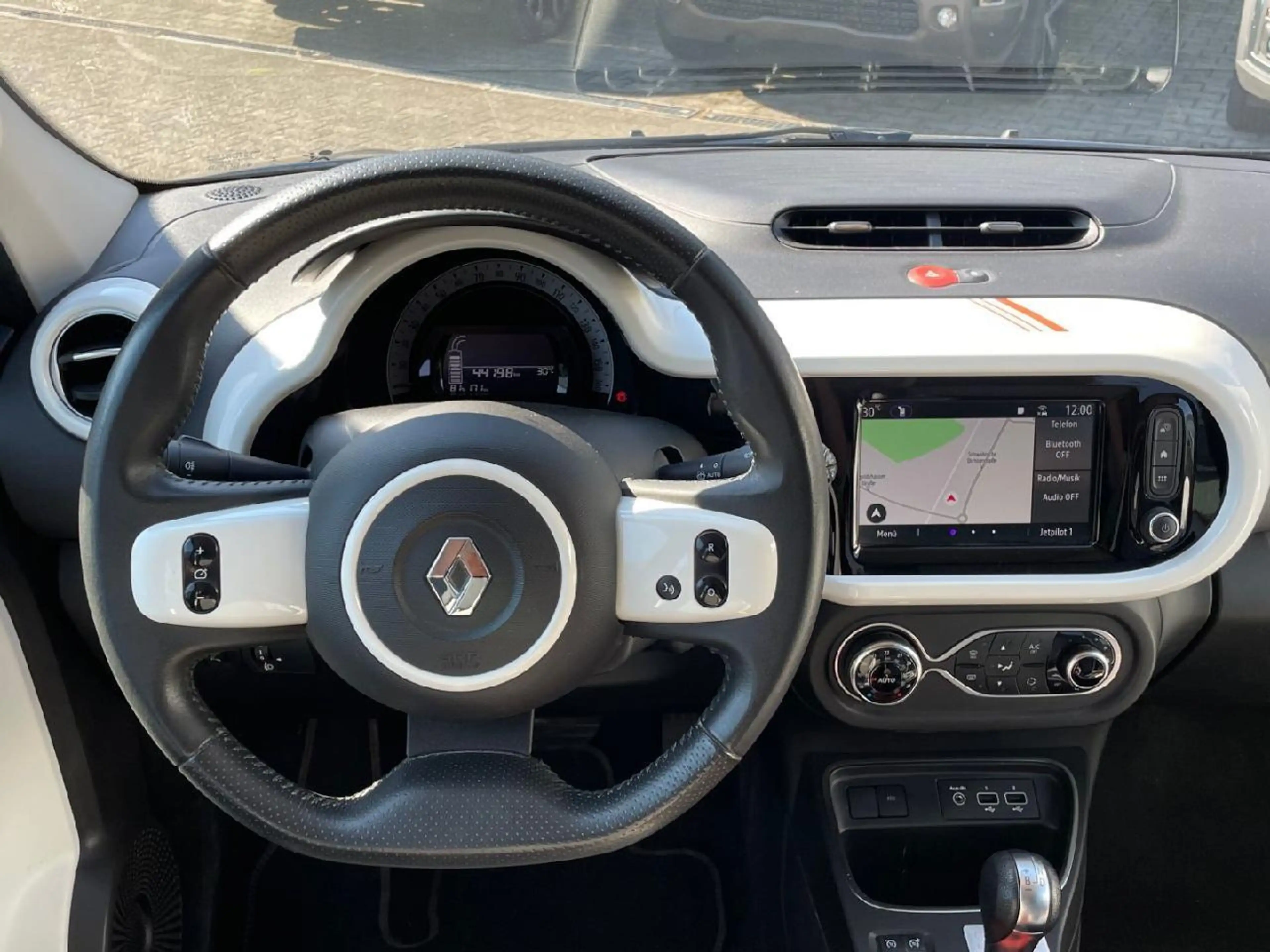 Renault Twingo Vibes Electric — photo 7