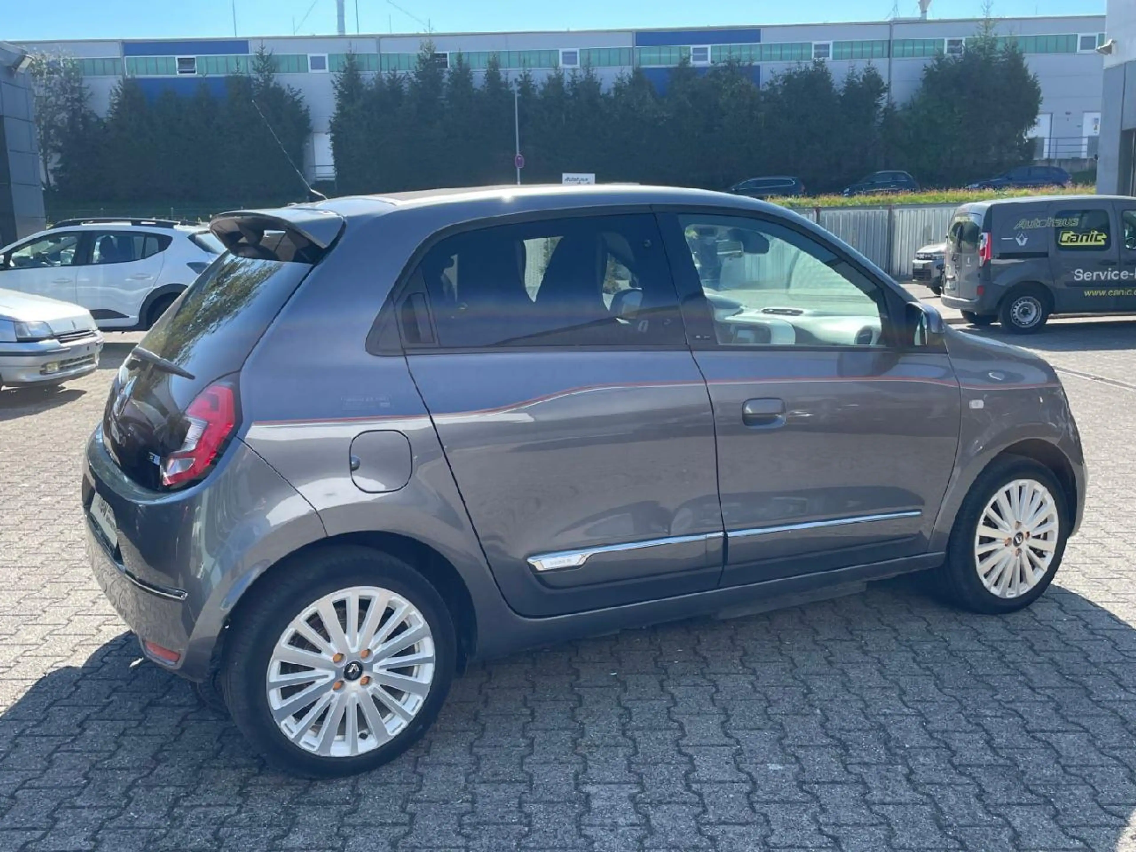 Renault Twingo Vibes Electric — photo 5