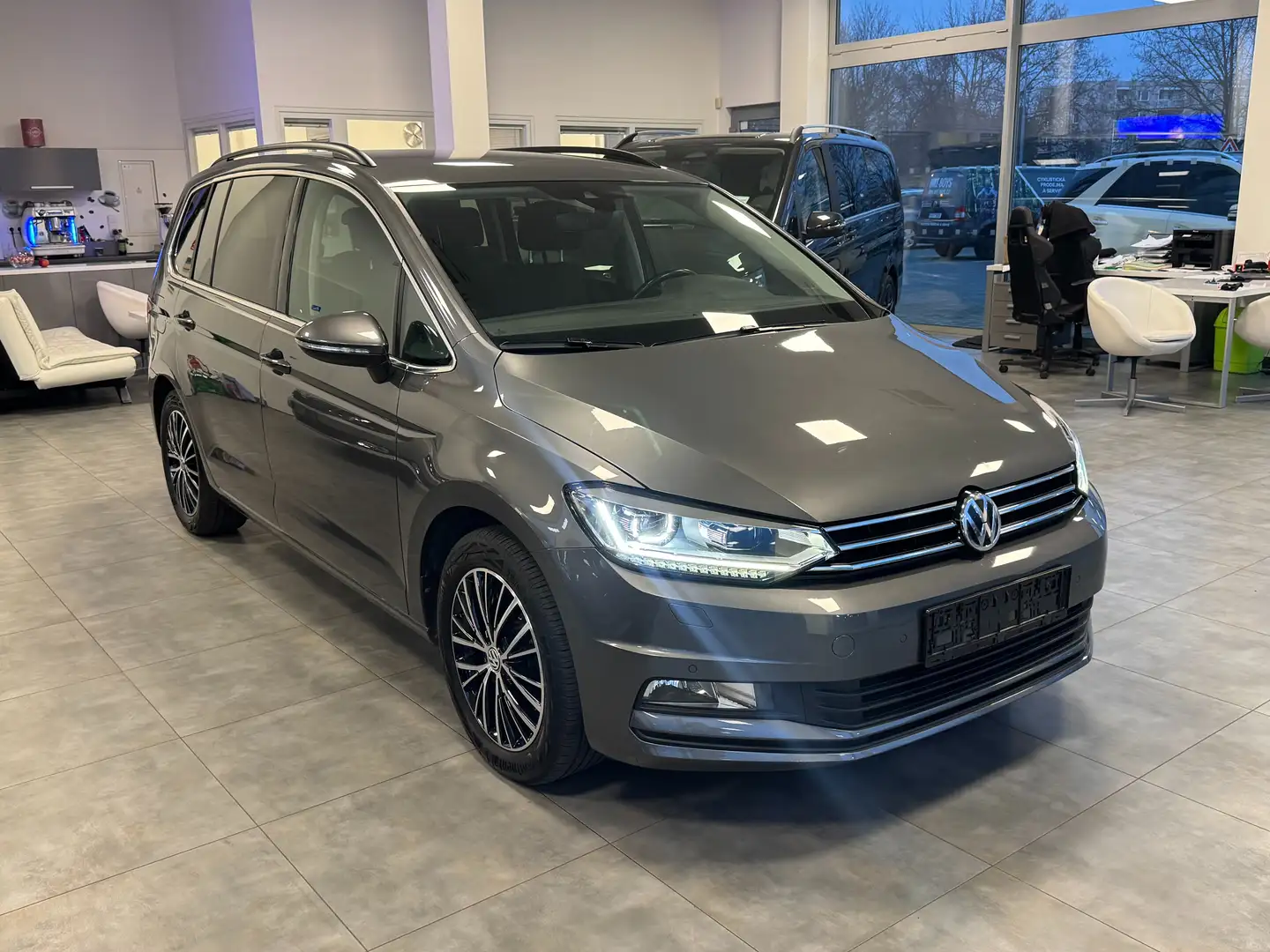 Volkswagen Touran Touran 1.4 TSI DSG CL*NAV*XENON*ACC*7 SITZER Gris - 1