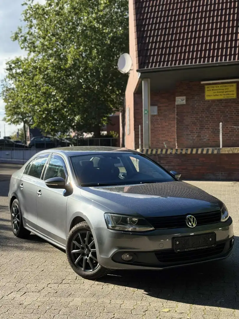 Volkswagen Jetta 1.2 TSI Match. tel 015770900949 - 1