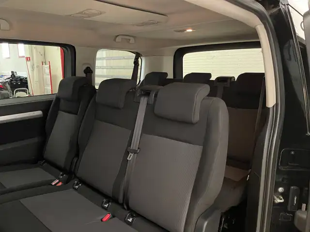 Citroen Spacetourer view 9