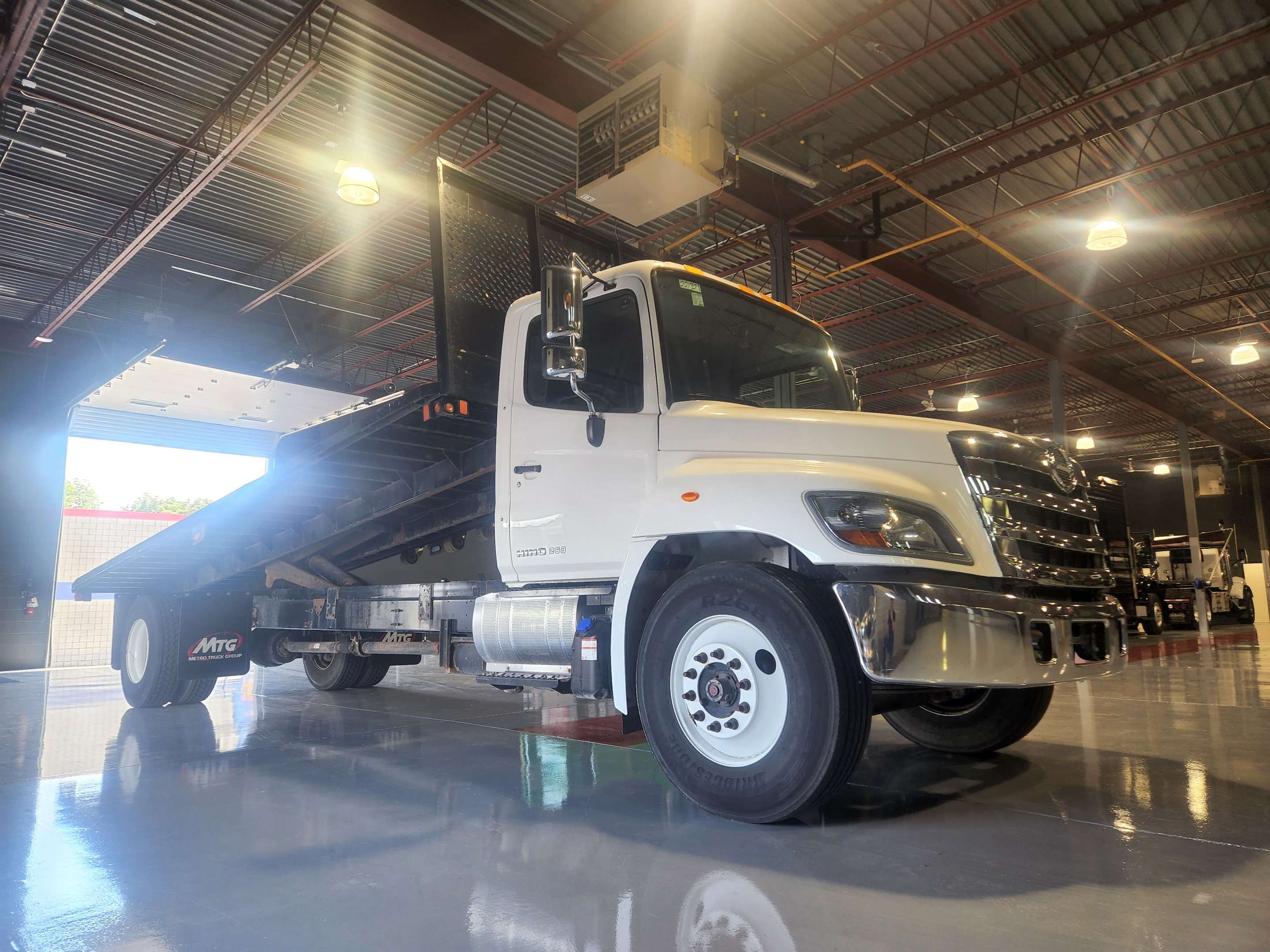 2020 Hino 268