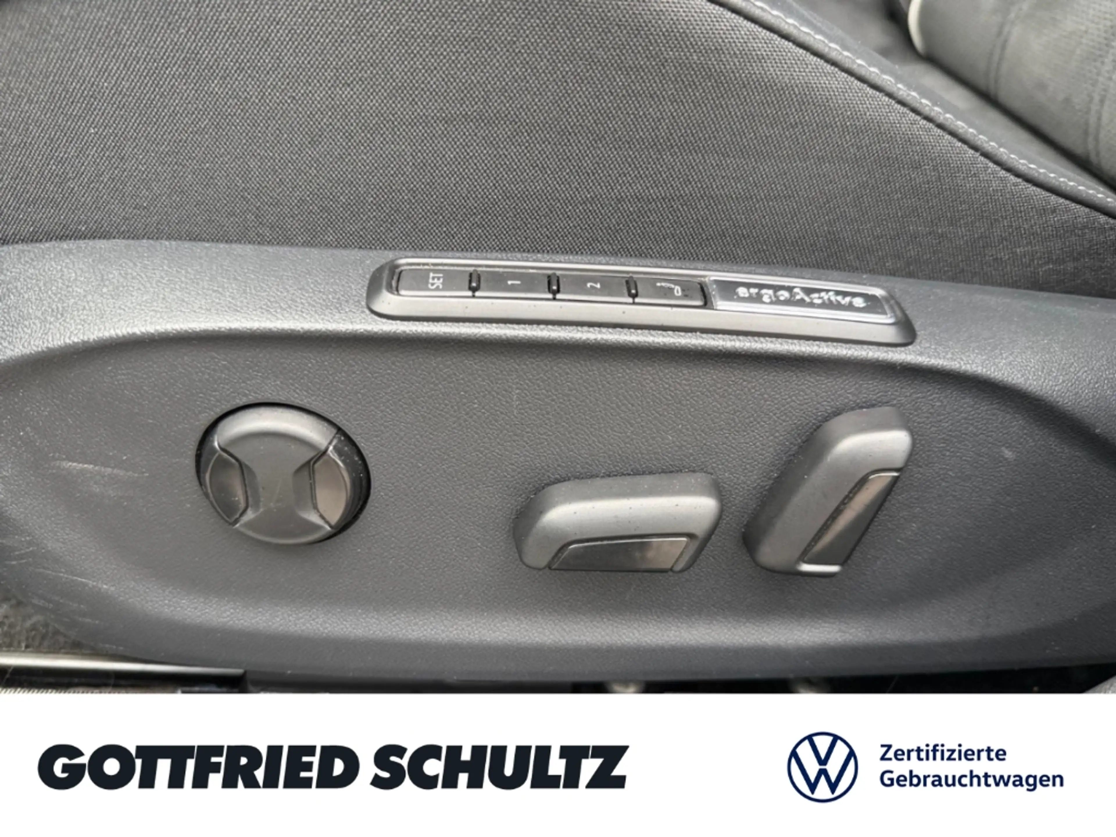 Volkswagen ID.7 Tourer MATRIX-LED HUD SHZ V H AHK Pro S 210 kW NAV — photo 14