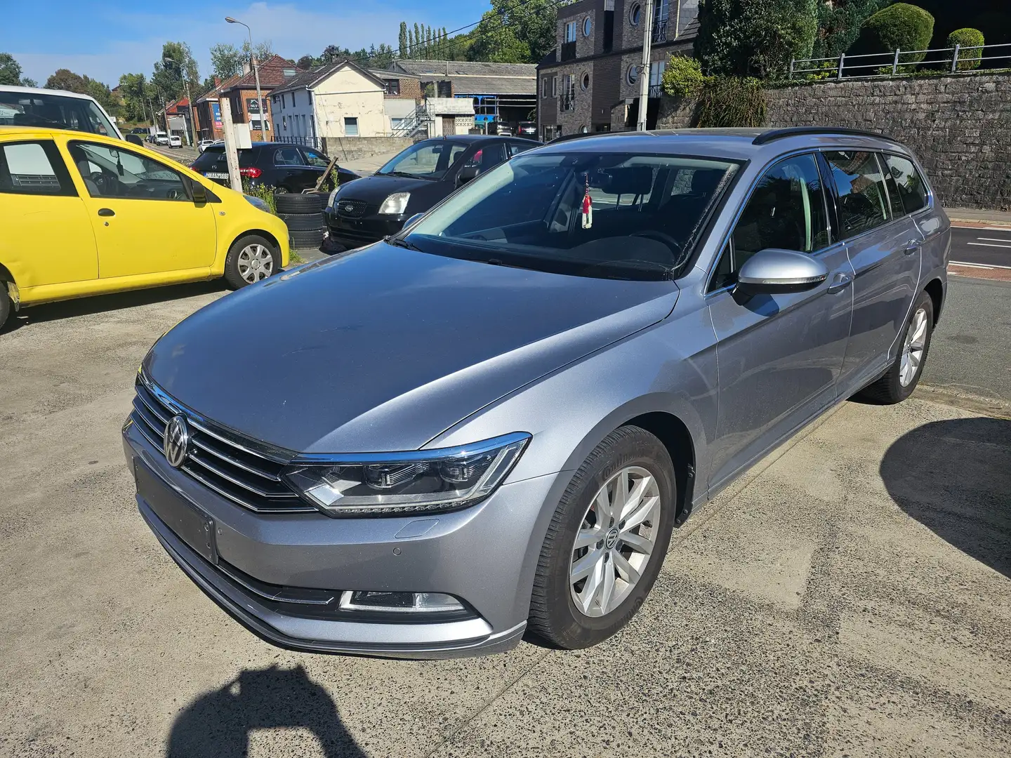 Volkswagen Passat Variant Passat SW 1.6 TDi Highline DSG (EU6.2) Gris - 2