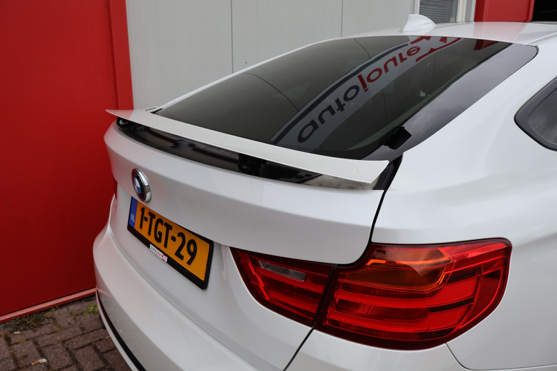 BMW 318 3-serie Gran Turismo 318d High Executive — photo 17