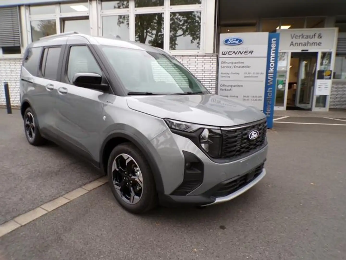 Ford Tourneo Courier Active Automatik / Winterpaket / FGS 5 Jahre Silber - 1