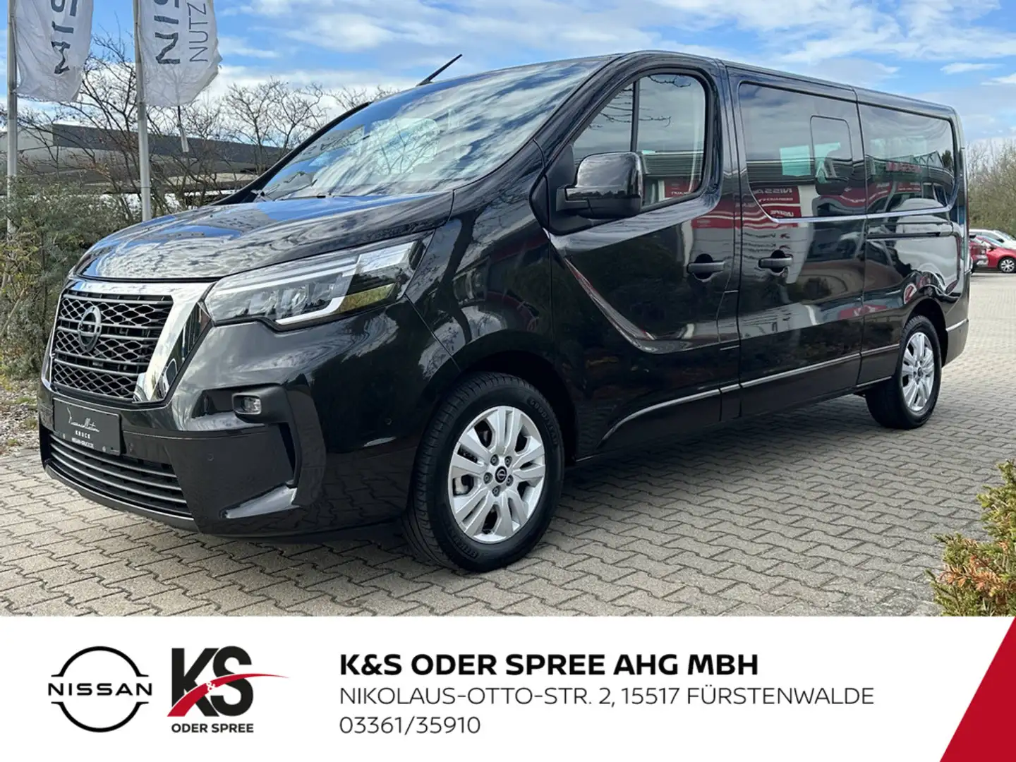 Nissan Primastar Kombi9 L2H1 3,0t Dci MT TEKNA 2ST HK DESIGN PAKET Zwart - 1
