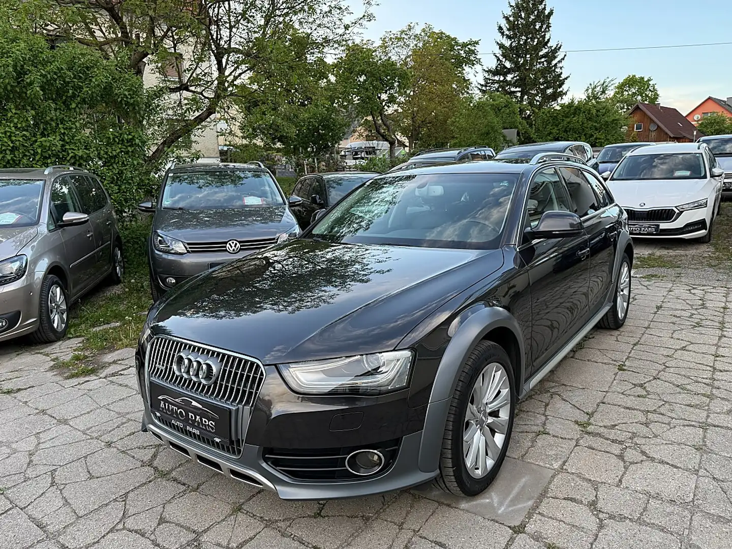 Audi A4 allroad A4 Allroad 2,0 TDI quattro-LEDER-NAVI-SEHR GEPF... Grau - 1