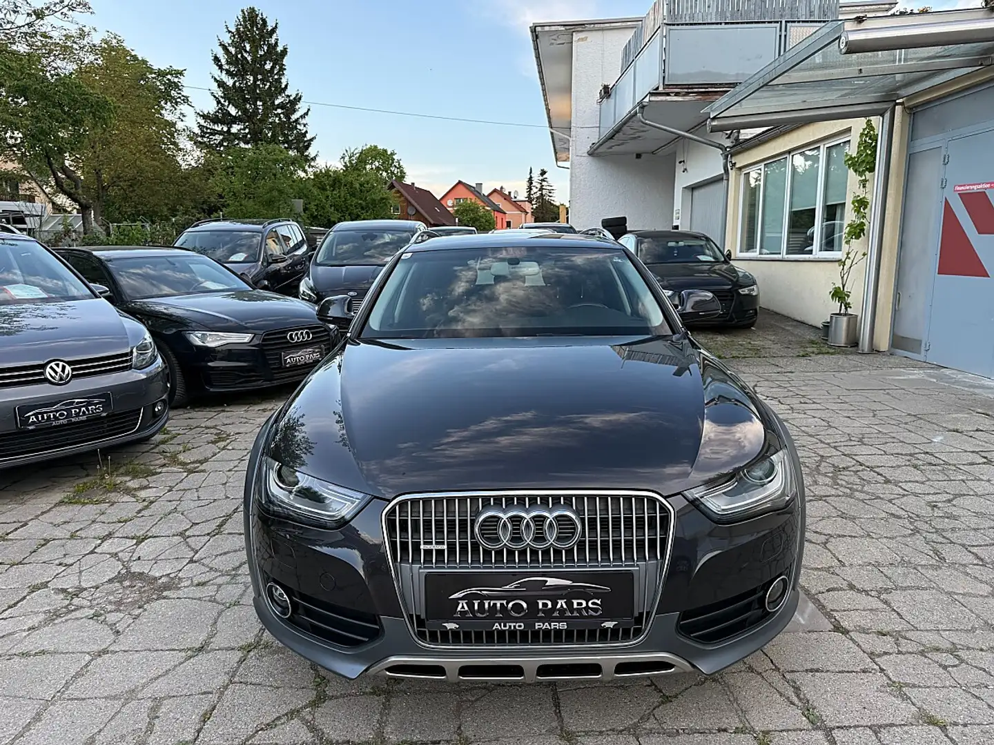 Audi A4 allroad A4 Allroad 2,0 TDI quattro-LEDER-NAVI-SEHR GEPF... Grau - 2