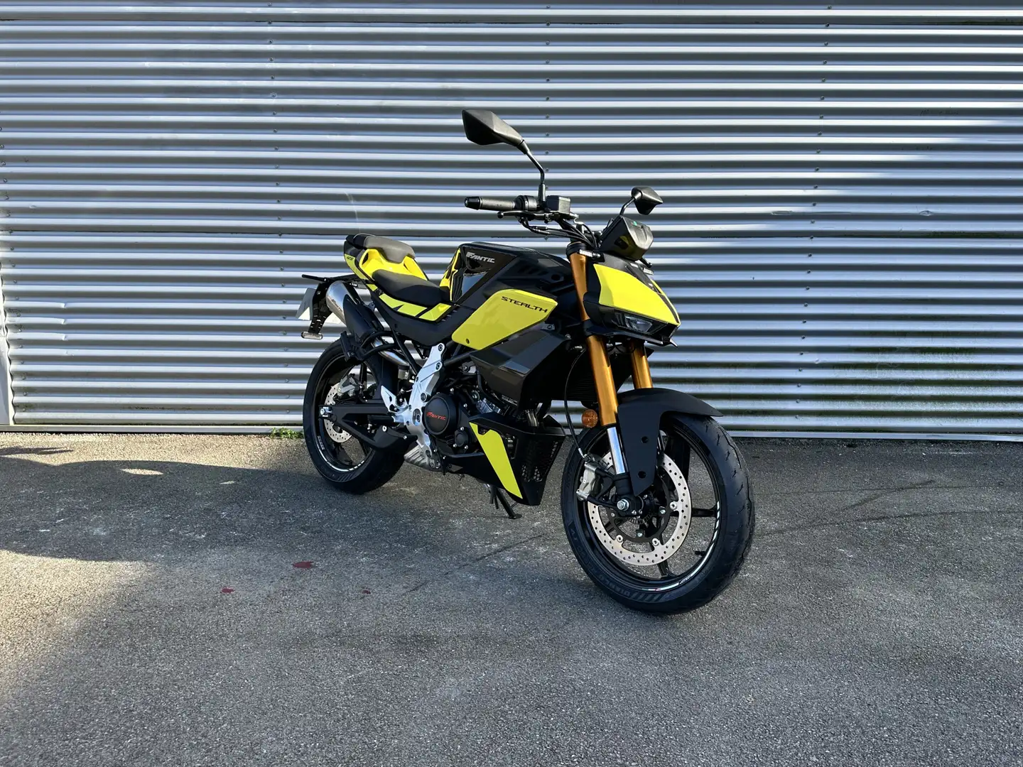 Fantic 125E Jaune - 2