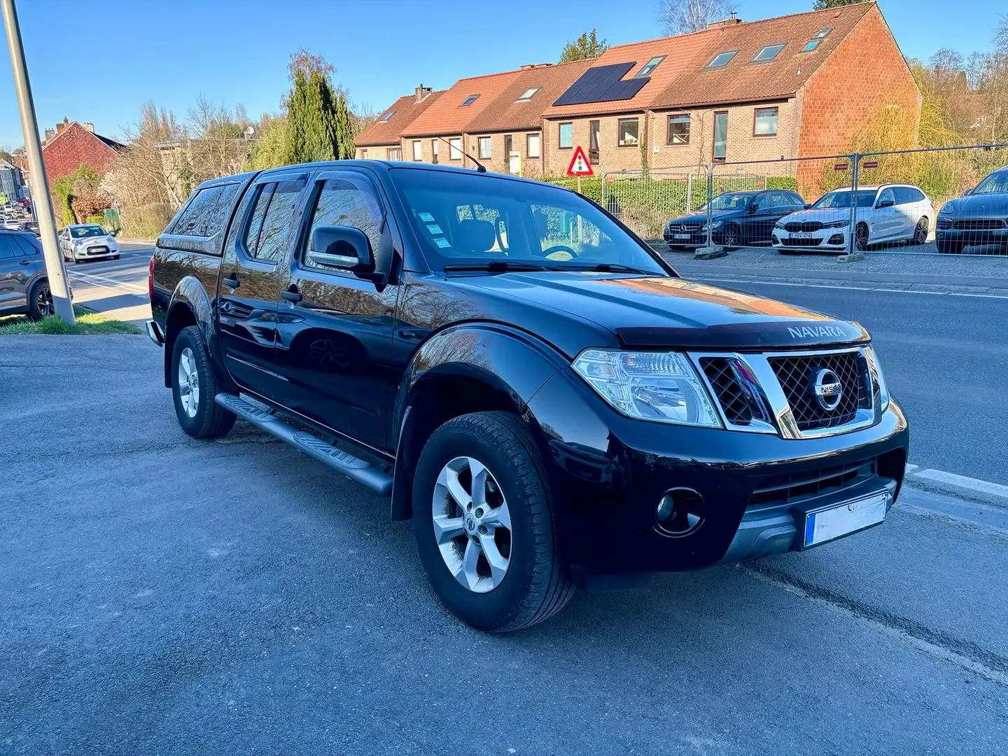 Nissan Navara 14.000 Netto/BTW/TVA/Good Condition/Belgium Car Schwarz - 1