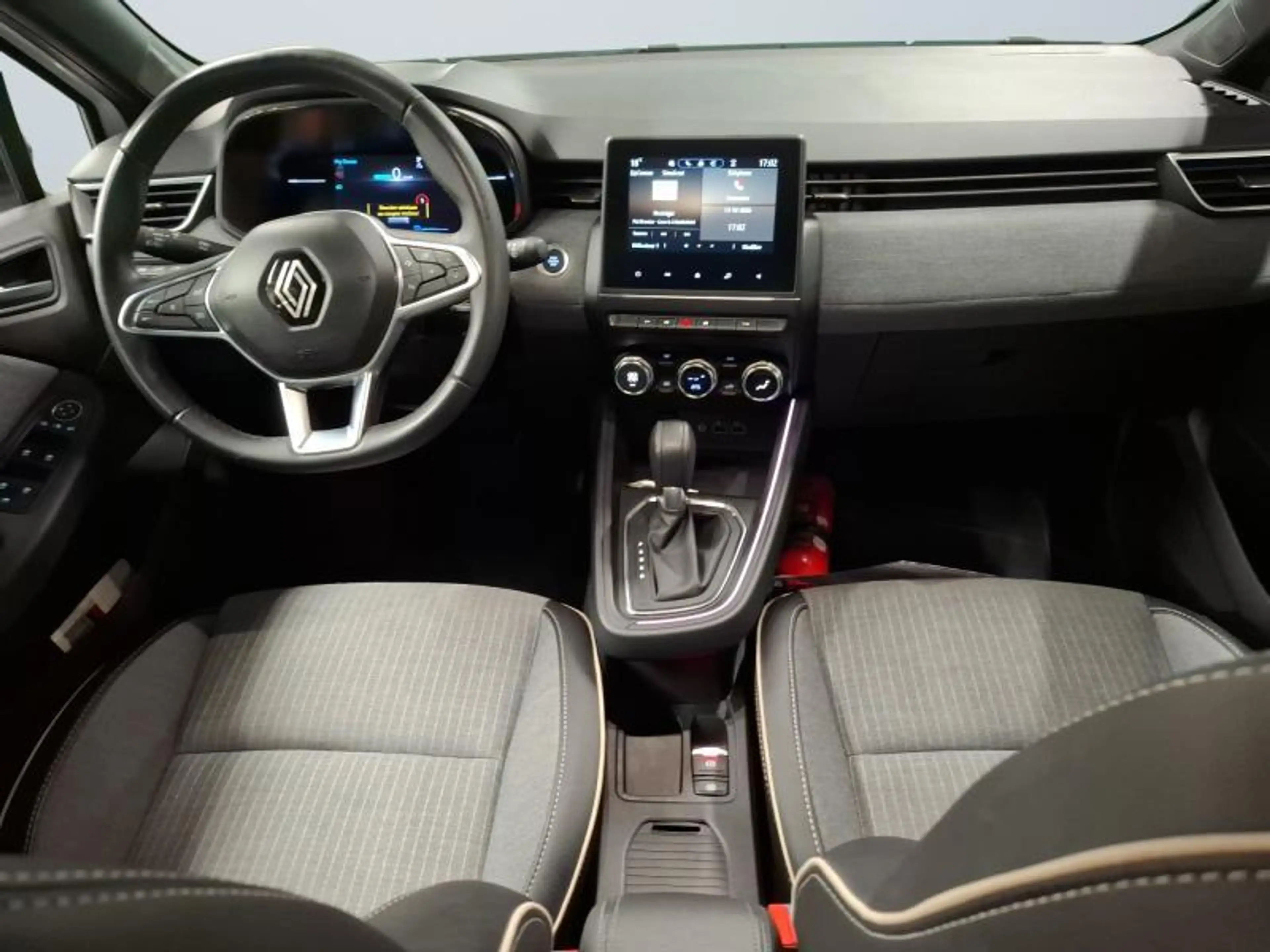 Renault Clio 1.6i E-TECH Hybrid Techno 145 Hp — photo 14
