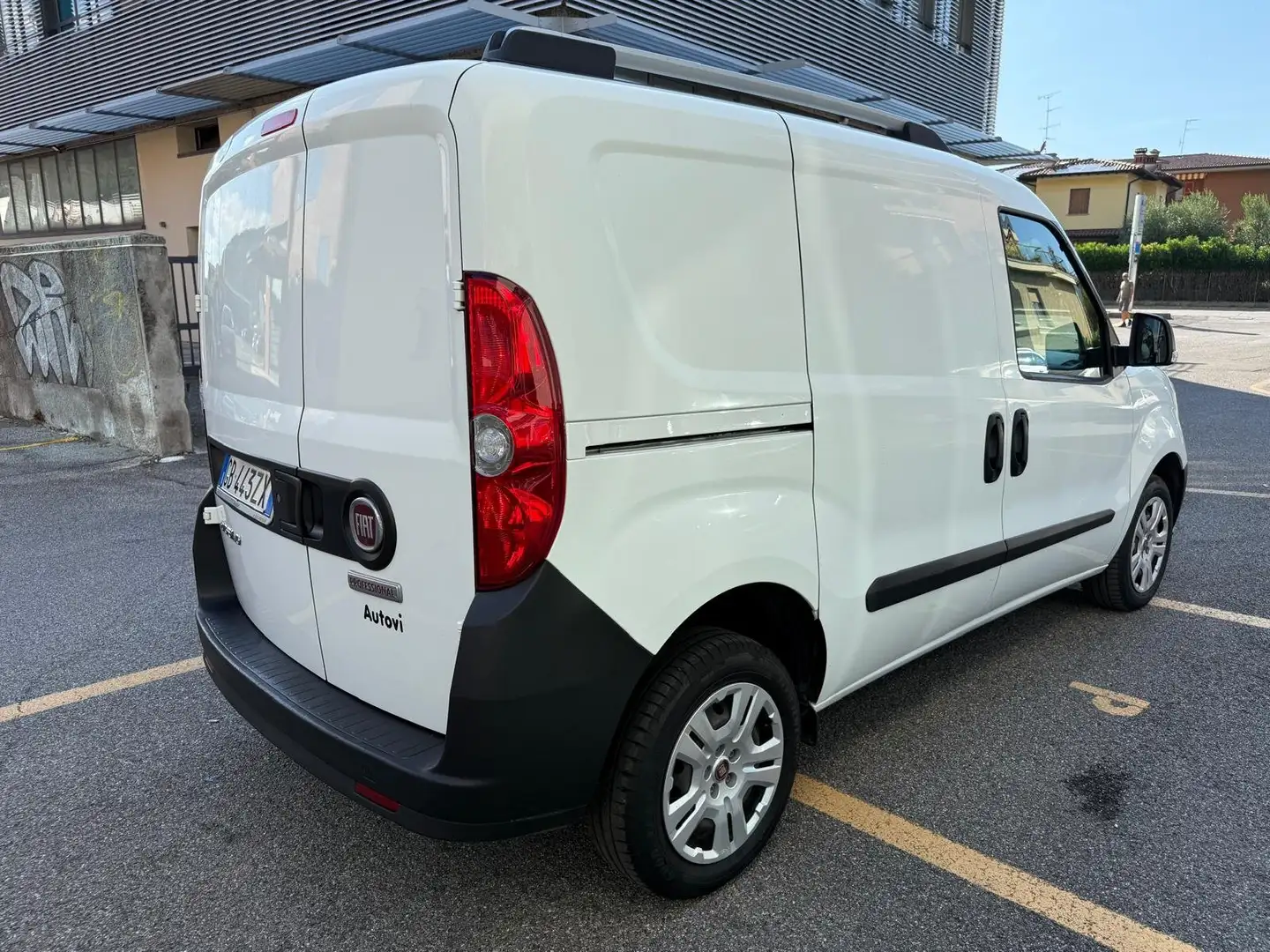 Fiat Doblo 1.3 Mjet 95CV Lounge PC-TN Furgone Lastrato 2 PLS Blanco - 2