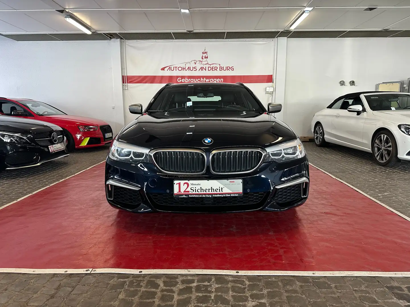 BMW M550 d xDrive Schwarz - 2