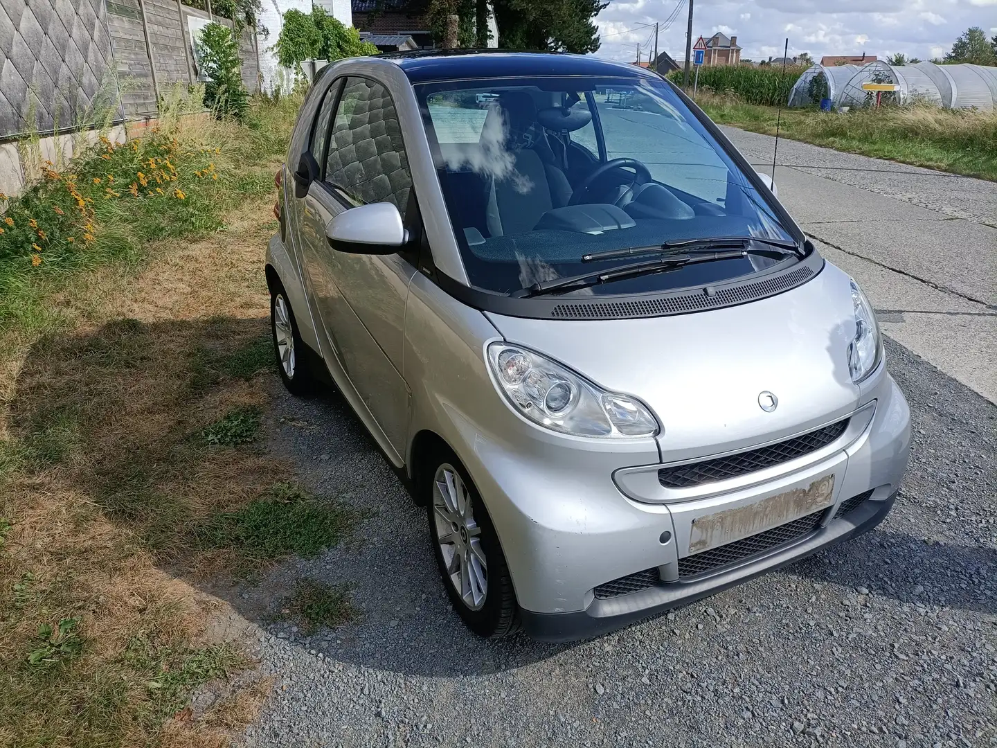 smart forTwo Coupe 1.0i Mhd automatique 92856 km Grijs - 2