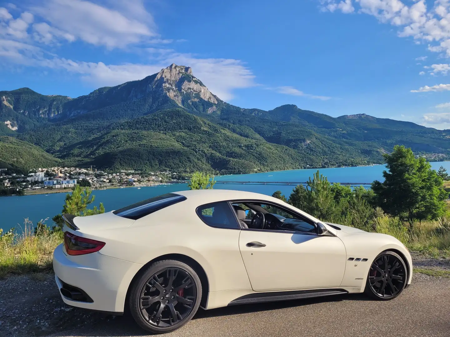 Maserati GranTurismo Granturismo S 4.7 V8 A Bílá - 1