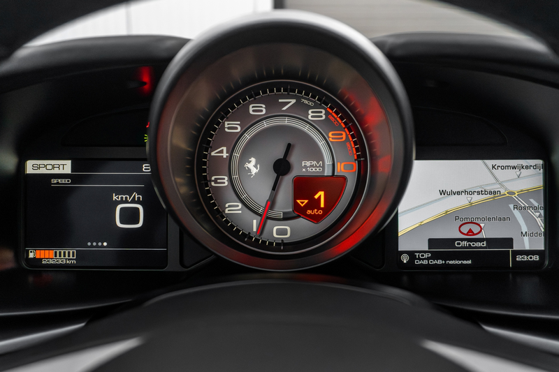 Ferrari GTC4 Lusso GTC4Lusso 6.3 V12 - Grigio Silverstone - Warranty — photo 6