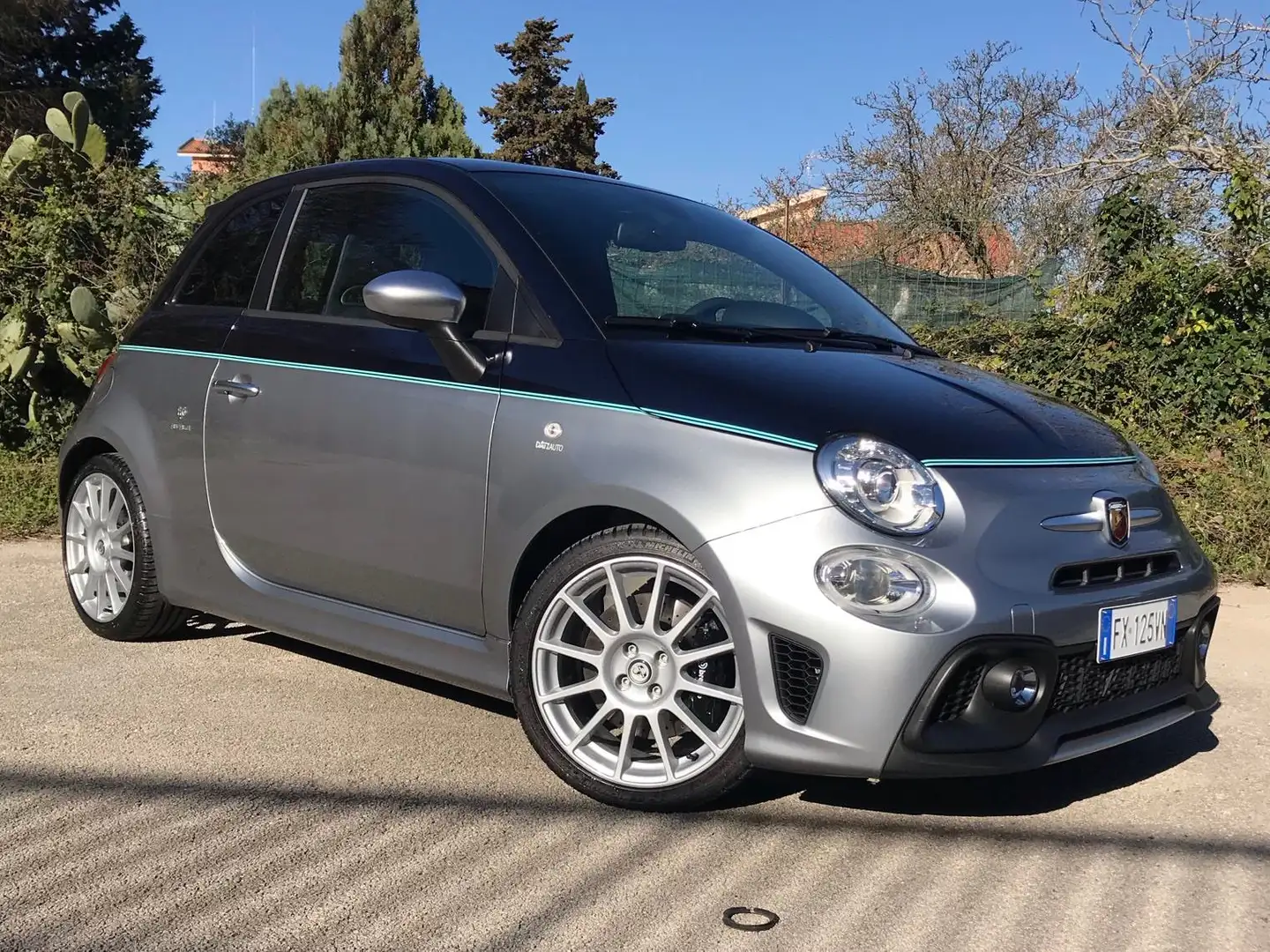 Abarth 695 1.4 16v Rivale 180cv my18 Srebrny - 2