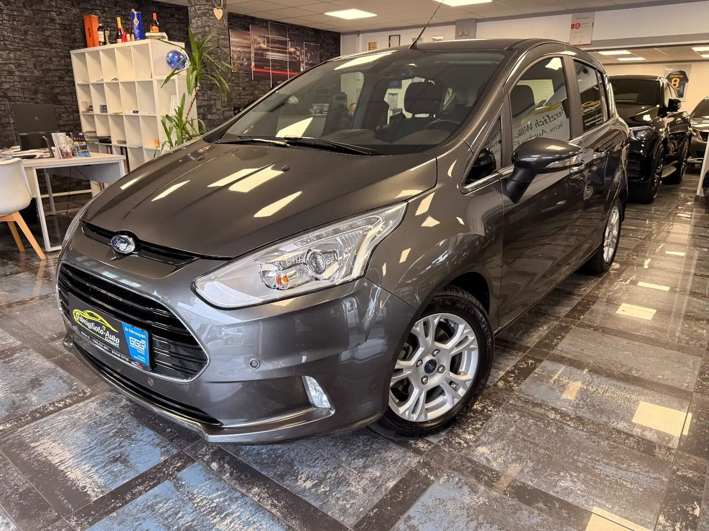 Ford B-Max B-MAX Titanium/Aluräder/Klima/ Grau - 2