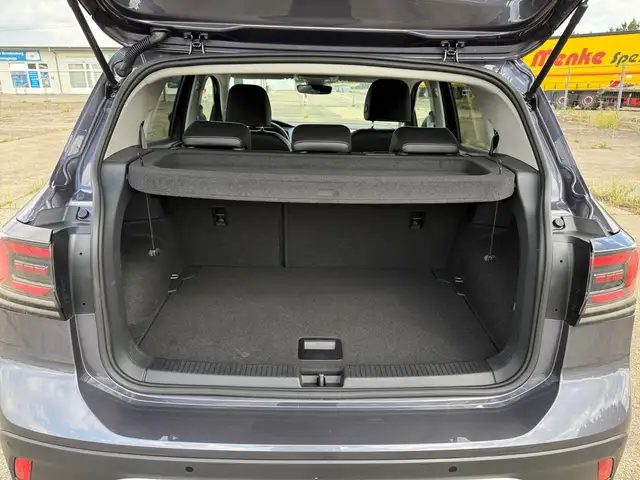 Volkswagen T-Cross view 14