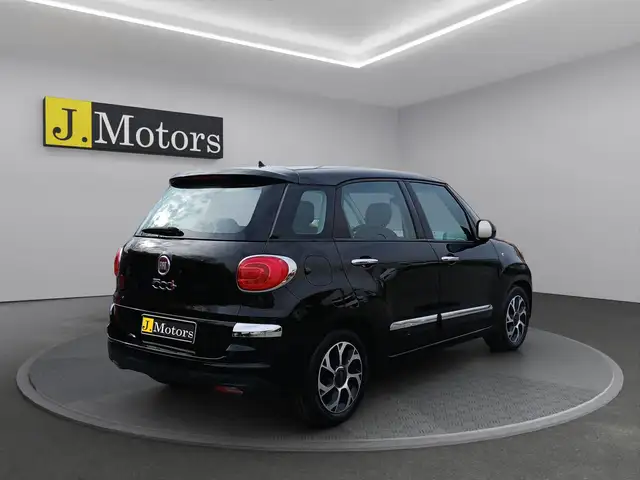 Fiat 500l view 5