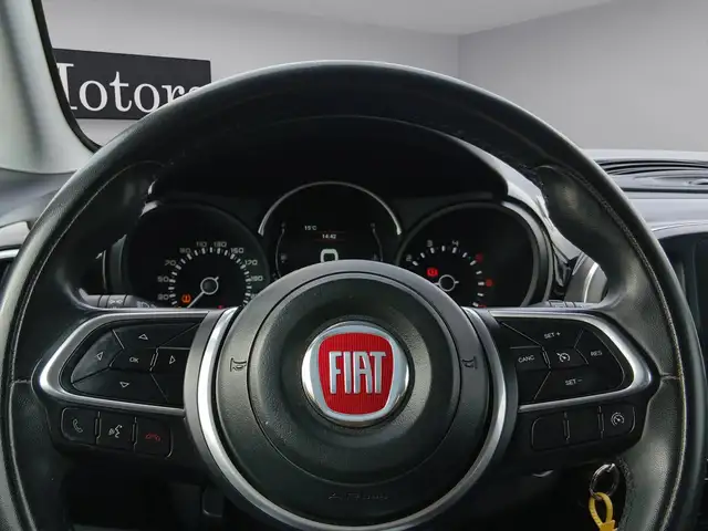 Fiat 500l view 12