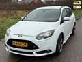 Ford Focus Wagon 2.0 EcoBoost ST-2 (250 PK!) ECC Audio/CD Nav Weiß - thumbnail 1