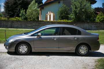 4p 1.3 hybrid auto