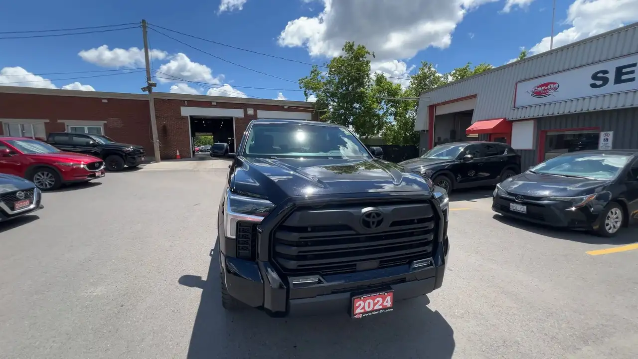Toyota Tundra снимка Toyota Tundra