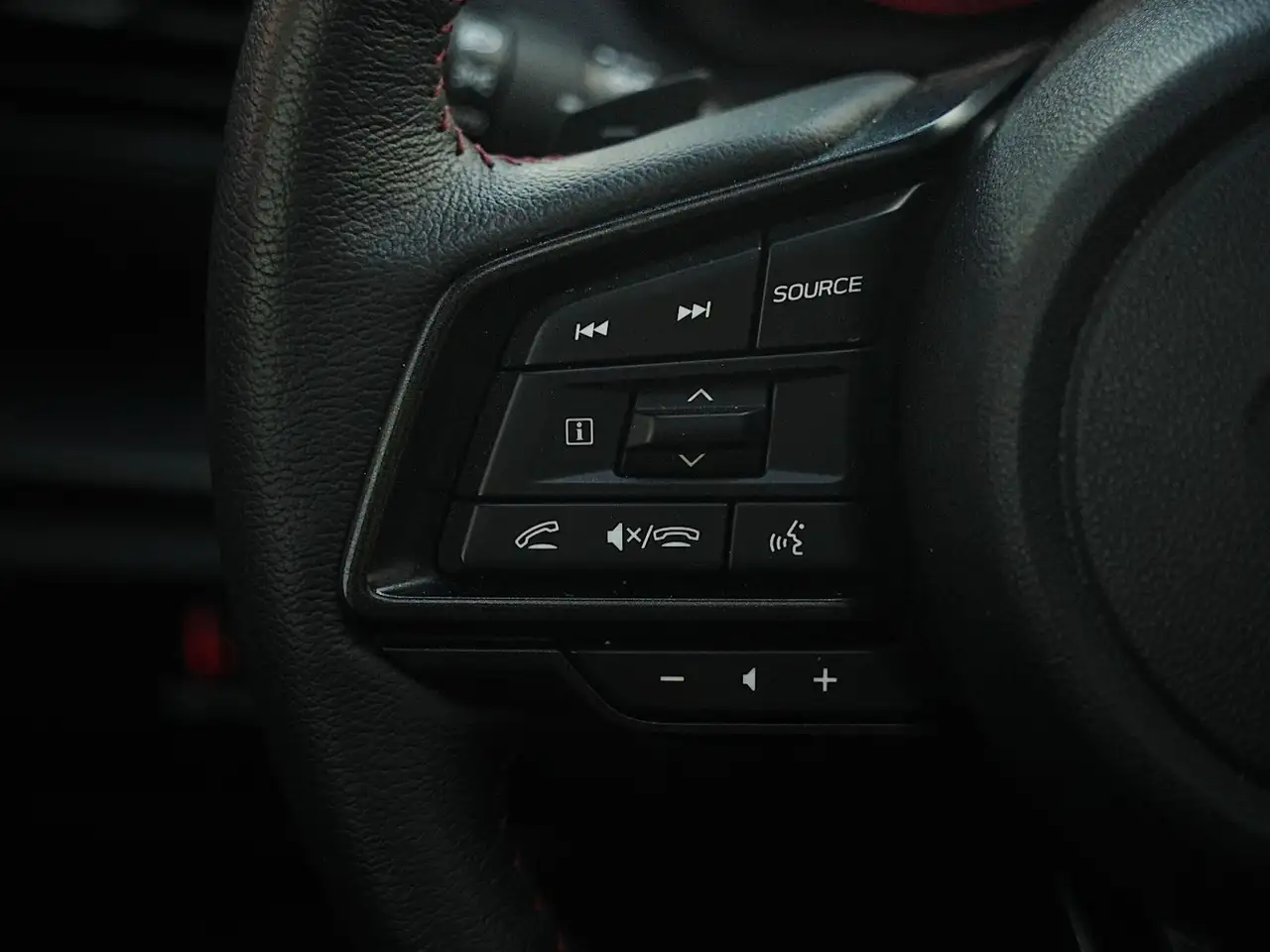 Subaru Impreza снимка Subaru Impreza