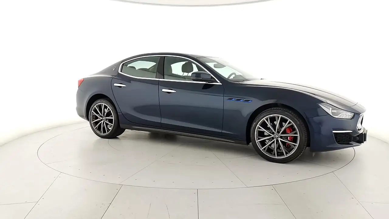 Maserati Ghibli 2021