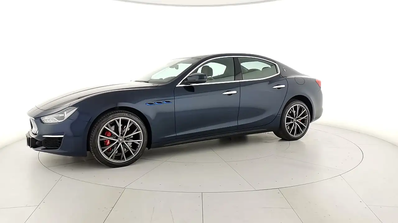 Maserati Ghibli 2021