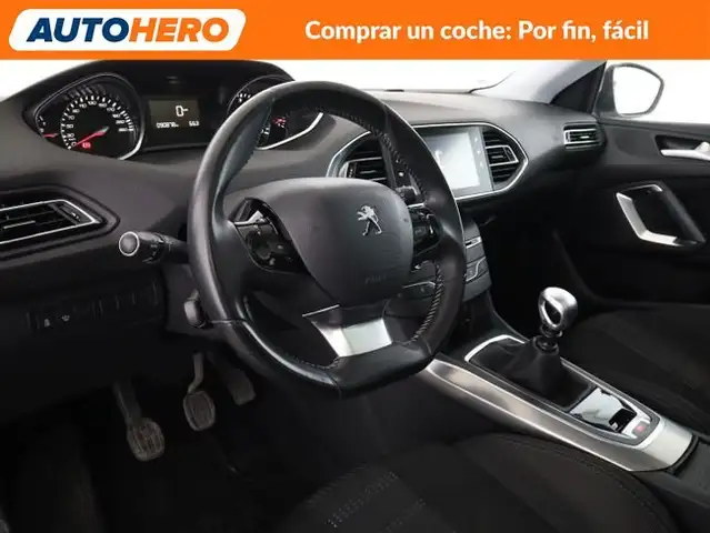 Peugeot 308 view 12