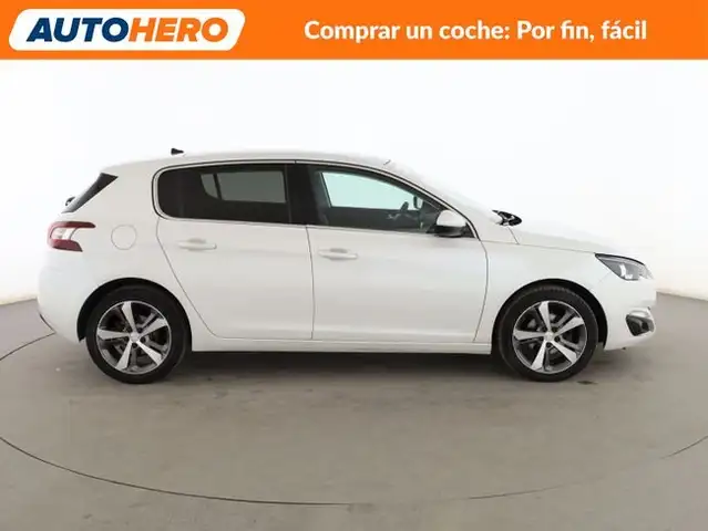 Peugeot 308 view 7