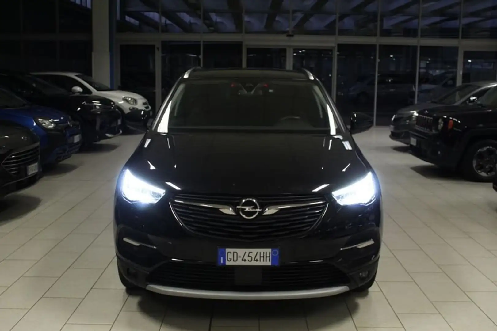 Opel Grandland 1.5 diesel Ecotec Start&Stop Innovation Nero - 2