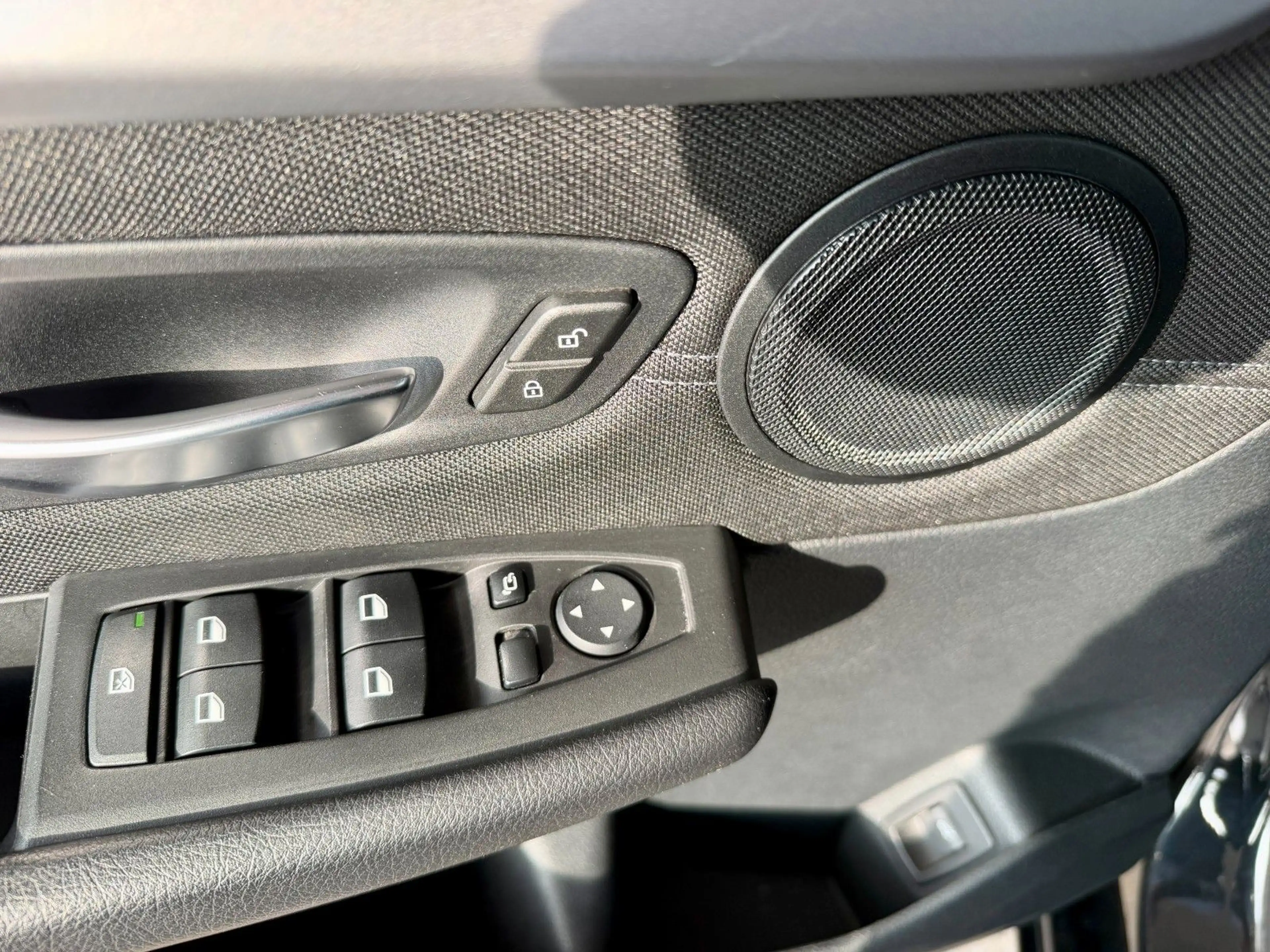 BMW 220 Autom. Sportsitze/LED/Navi/AHK — photo 12
