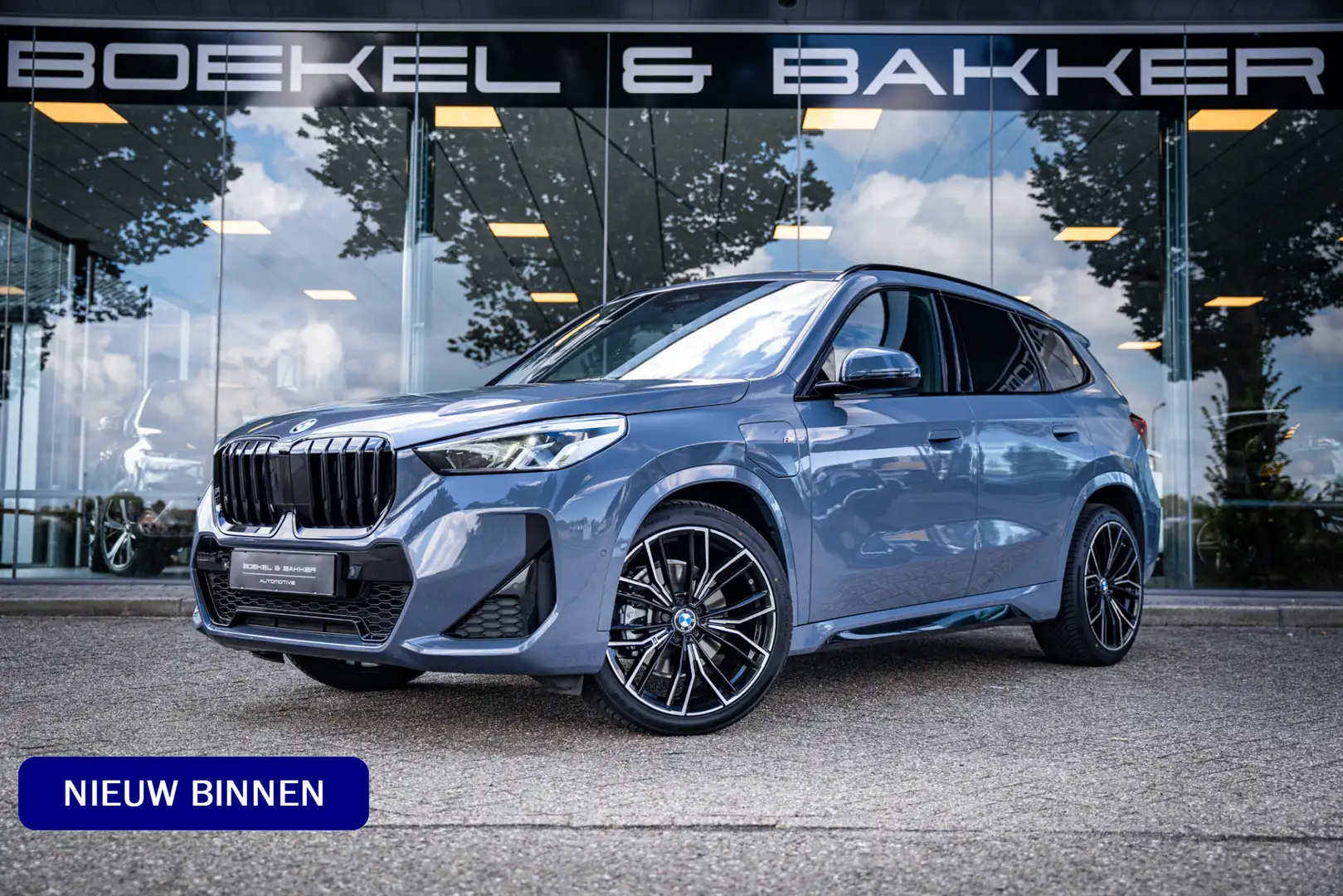BMW X1 xDrive25e ** M Sport ** Leder ** 20inch ** Camera Grijs - 1
