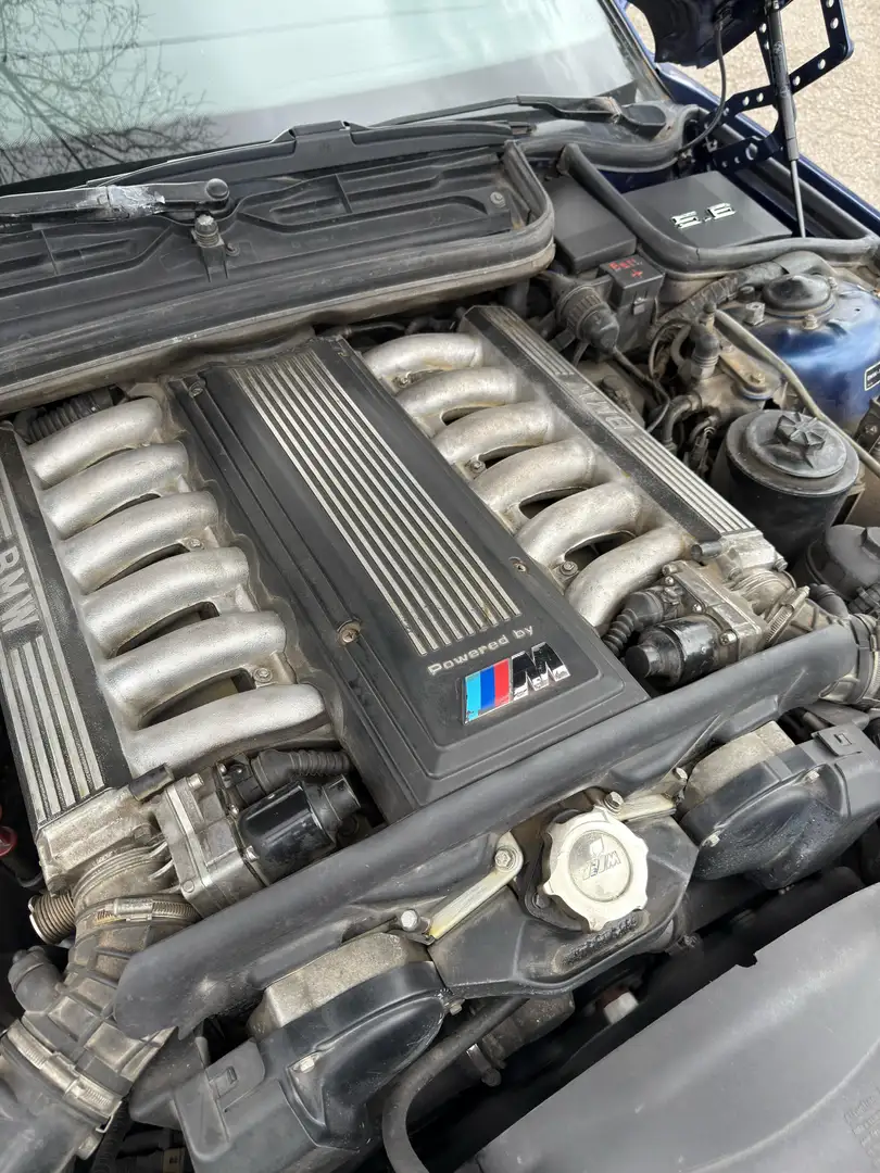 BMW 850 850CSi Blue - 1