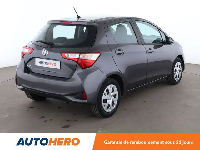 Toyota Yaris view 6