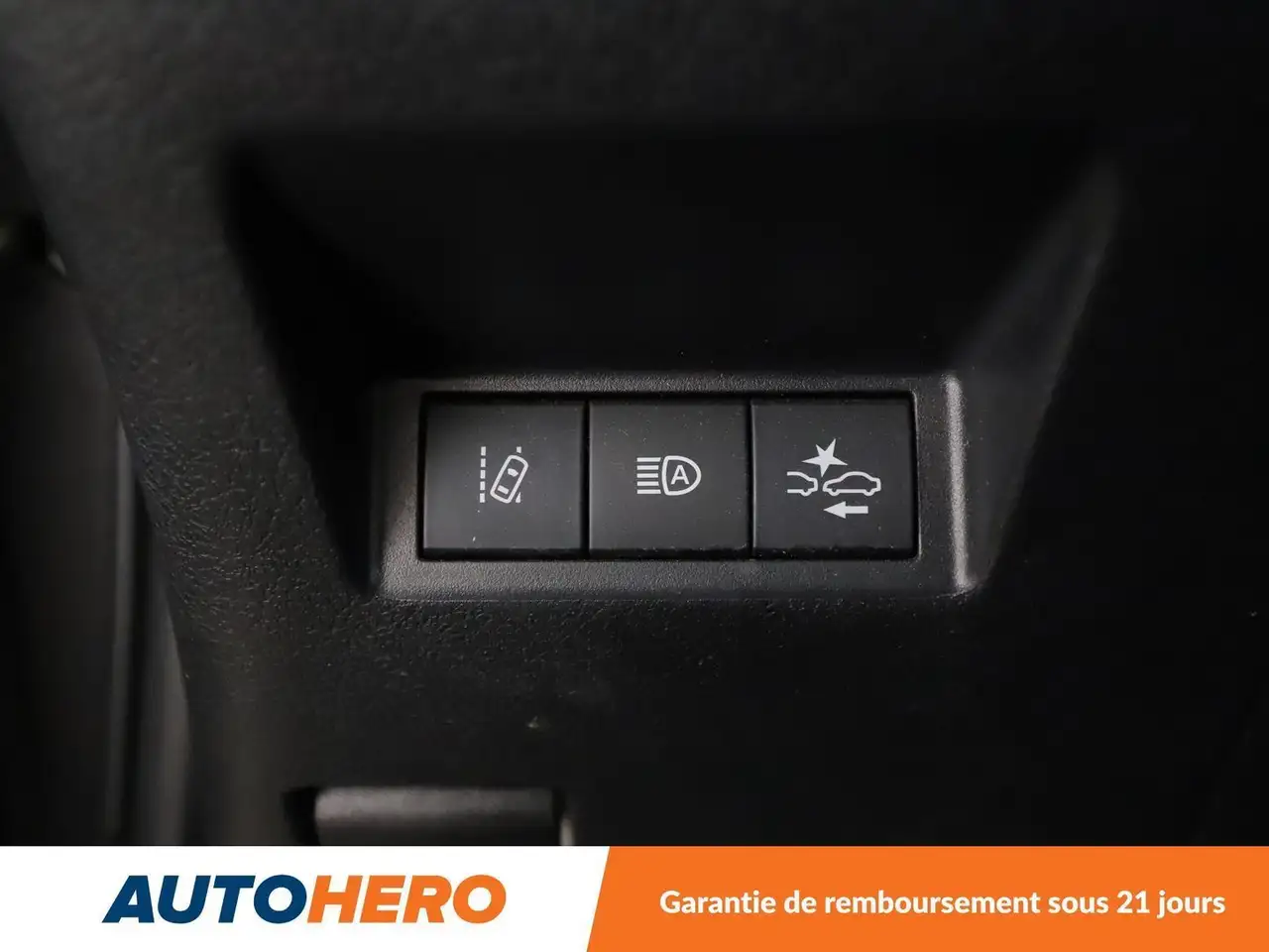 Toyota Yaris Yaris — photo 31