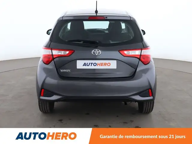 Toyota Yaris view 5