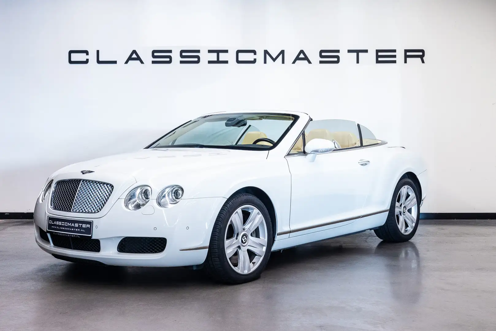 Bentley Continental GTC 6.0 W12 Btw auto, Fiscale waarde € 22.000,- (€ 53. Bílá - 1