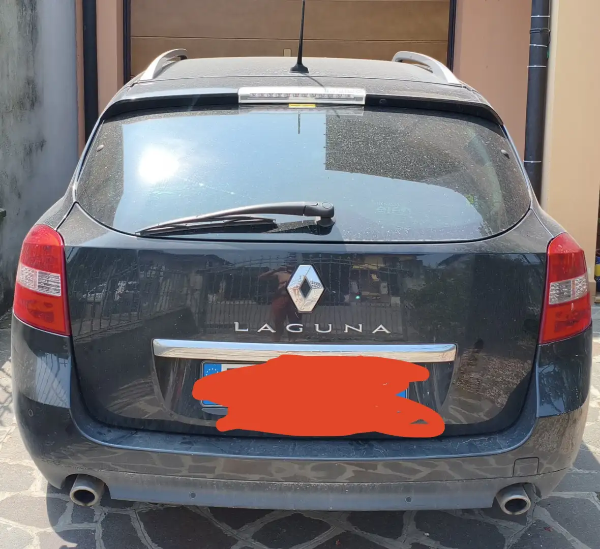 Renault Laguna SporTour 2.0 dci 16v Techno Nav - 2