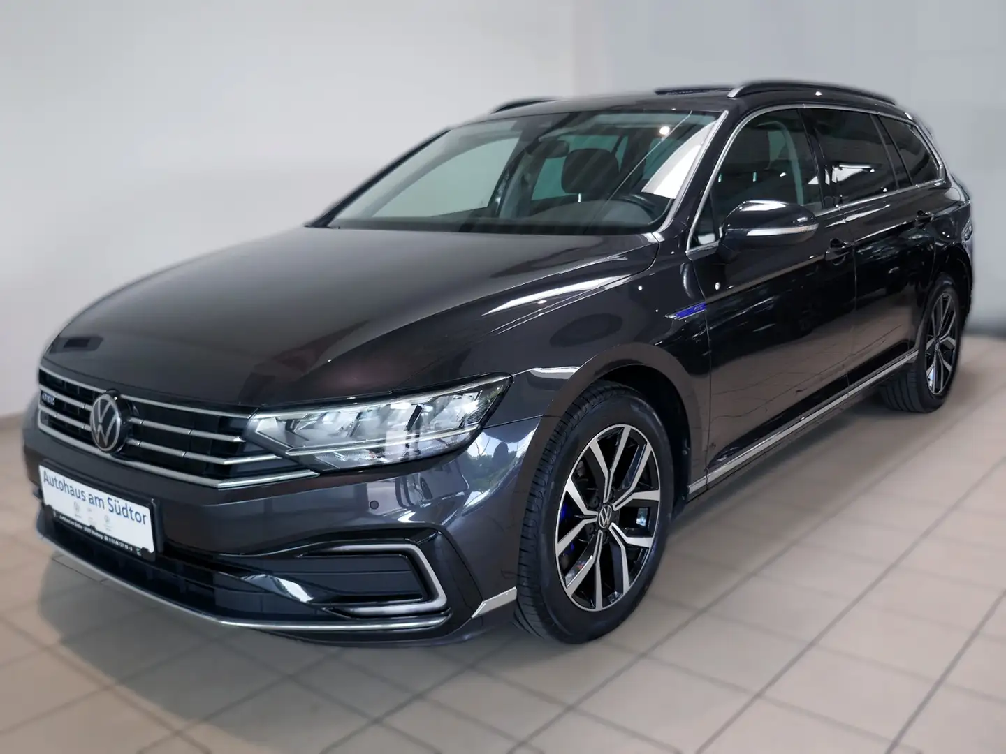 Volkswagen Passat Variant GTE 1.4 TSI DSG | LED AHK RFK ACC Gris - 2