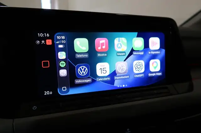 Volkswagen Golf view 8
