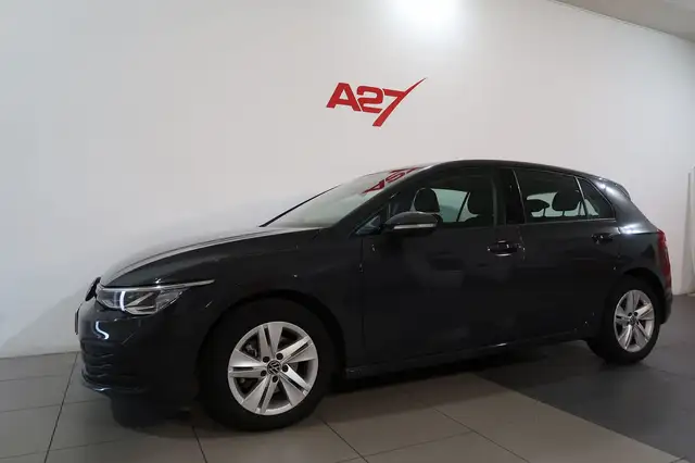 Volkswagen Golf view 20